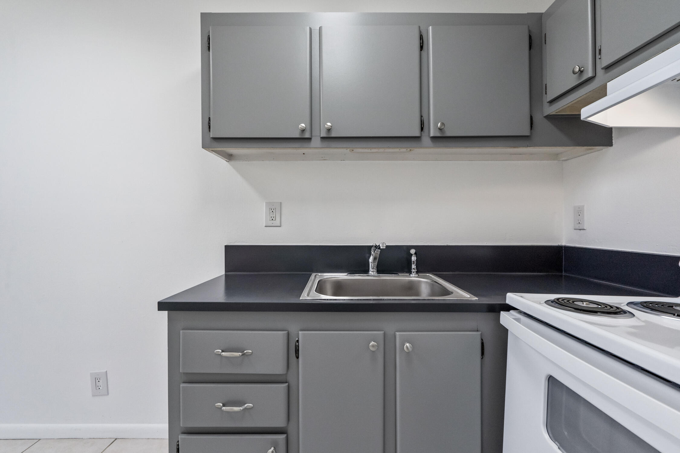 1499 Northwest 15th Avenue, Unit 27 Boca Raton, FL 33486 - Photo 15 of 19 DSC02242