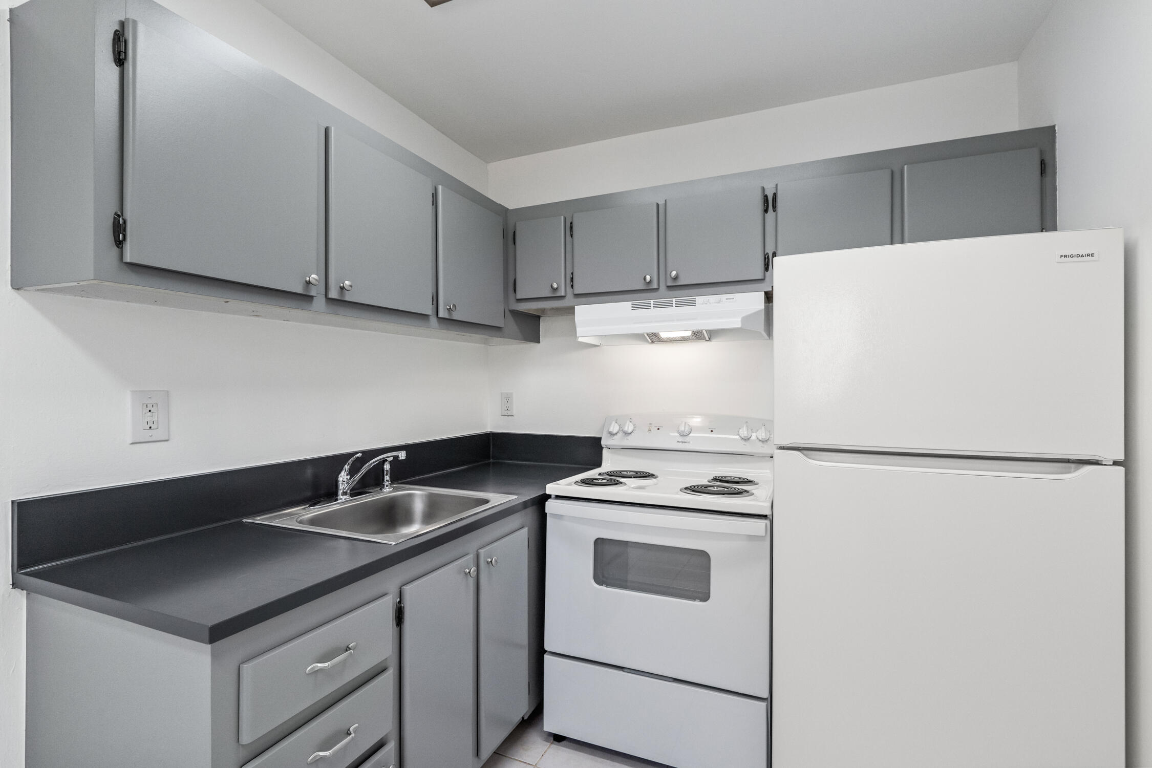 1499 Northwest 15th Avenue, Unit 27 Boca Raton, FL 33486 - Photo 16 of 19 DSC02236