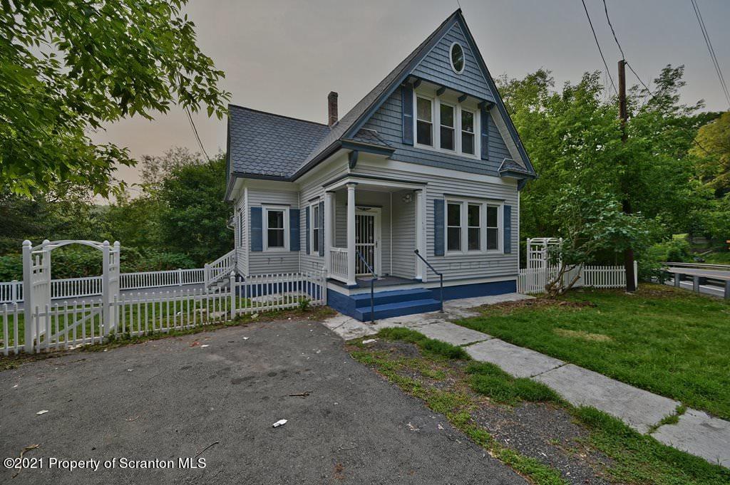 17 Old State Road Hawley, PA 18428 - Photo 3 of 67 Gallery Image 3
