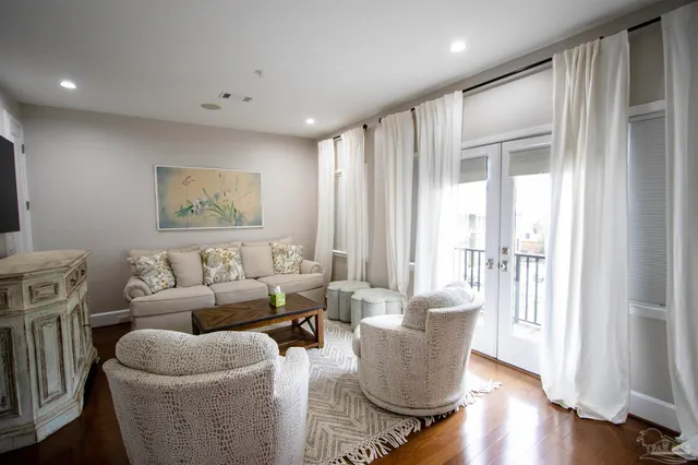 $3,500 | 529 North Spring Street, Unit 4, Pensacola, FL 32501