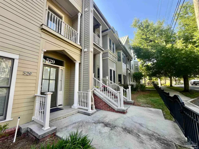$3,500 | 529 North Spring Street, Unit 4, Pensacola, FL 32501