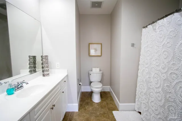 $3,500 | 529 North Spring Street, Unit 4, Pensacola, FL 32501