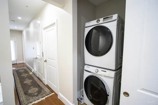 $3,500 | 529 North Spring Street, Unit 4, Pensacola, FL 32501