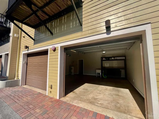 $3,500 | 529 North Spring Street, Unit 4, Pensacola, FL 32501