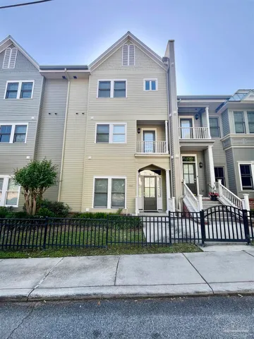 $3,500 | 529 North Spring Street, Unit 4, Pensacola, FL 32501