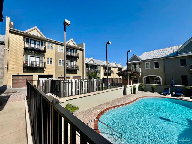 $3,500 | 529 North Spring Street, Unit 4, Pensacola, FL 32501