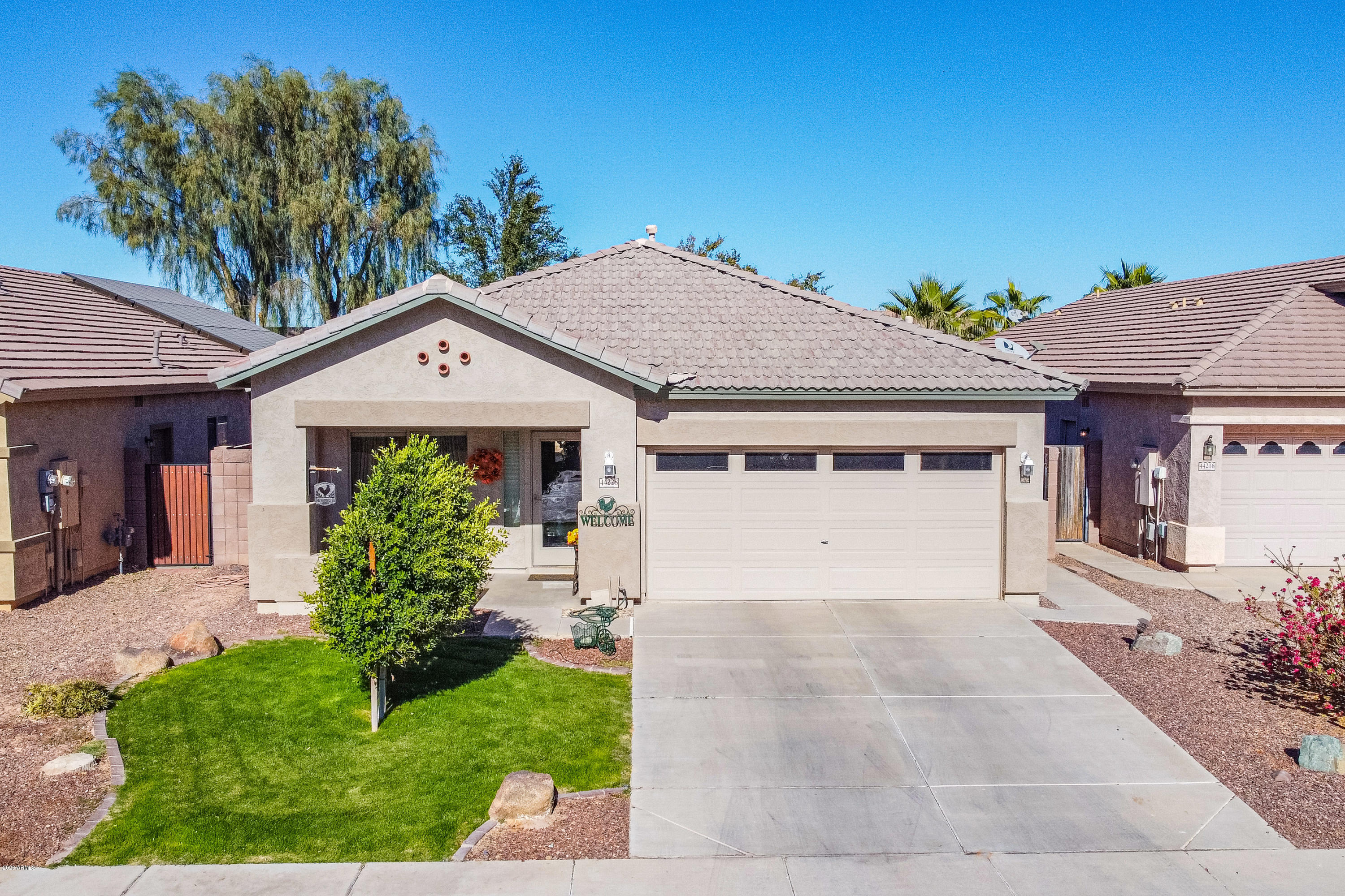 44228 Pioneer Road Maricopa, AZ 85139 - Photo 1 of 30 01 Front