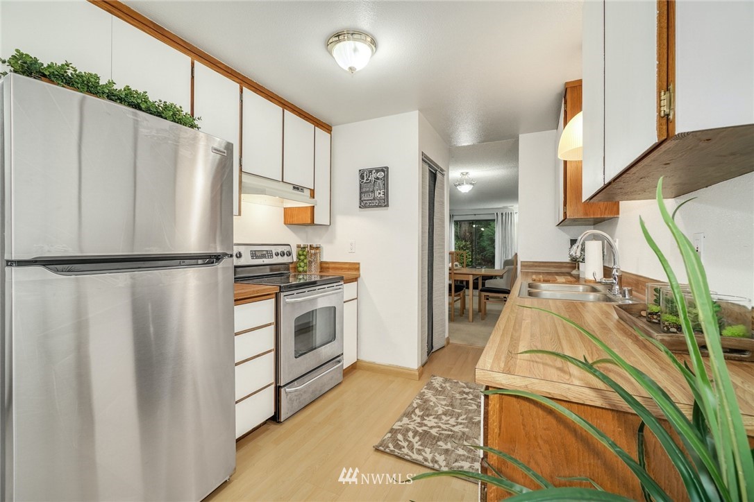 21507 4th Avenue West, Unit A53 Bothell, WA 98021 - Photo 8 of 31
