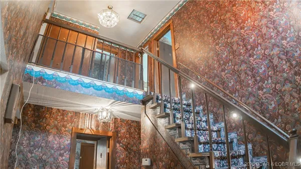 $264,900 | 32632 Matsushita Place, Edwards, MO 65326