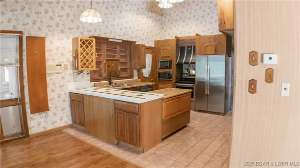 $264,900 | 32632 Matsushita Place, Edwards, MO 65326