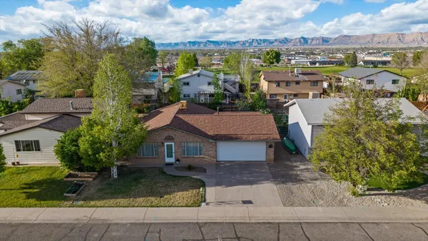 $335,000 | 2740 1/2 Laguna Drive, Grand Junction, CO 81503