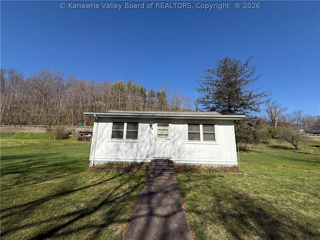 251 River Road Racine, WV 25165 - Photo 1 of 46 Gallery Image 1