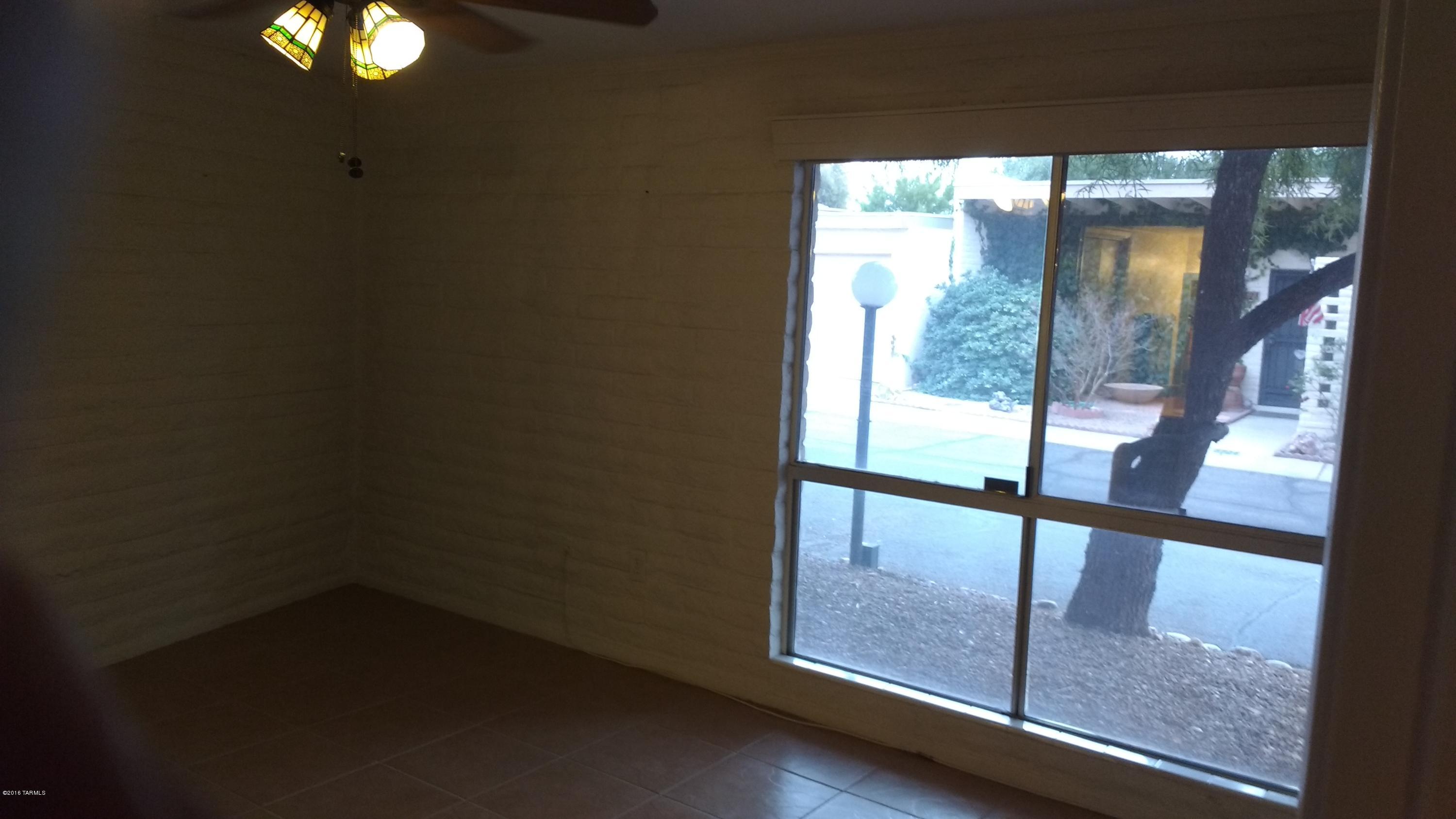8721 East Ridge Terrace Tucson, AZ 85710 - Photo 14 of 27 Gallery Image 14