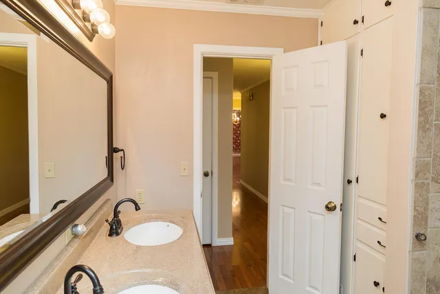 $285,000 | 1209 Dallas, Plainview, TX 79072