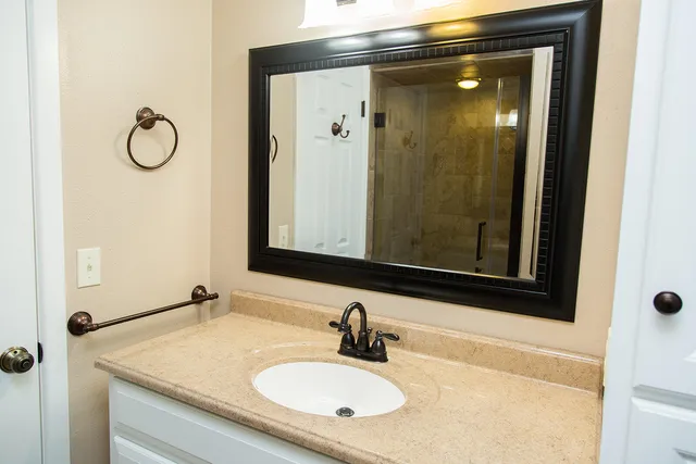 $285,000 | 1209 Dallas, Plainview, TX 79072