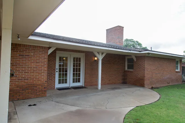 $285,000 | 1209 Dallas, Plainview, TX 79072