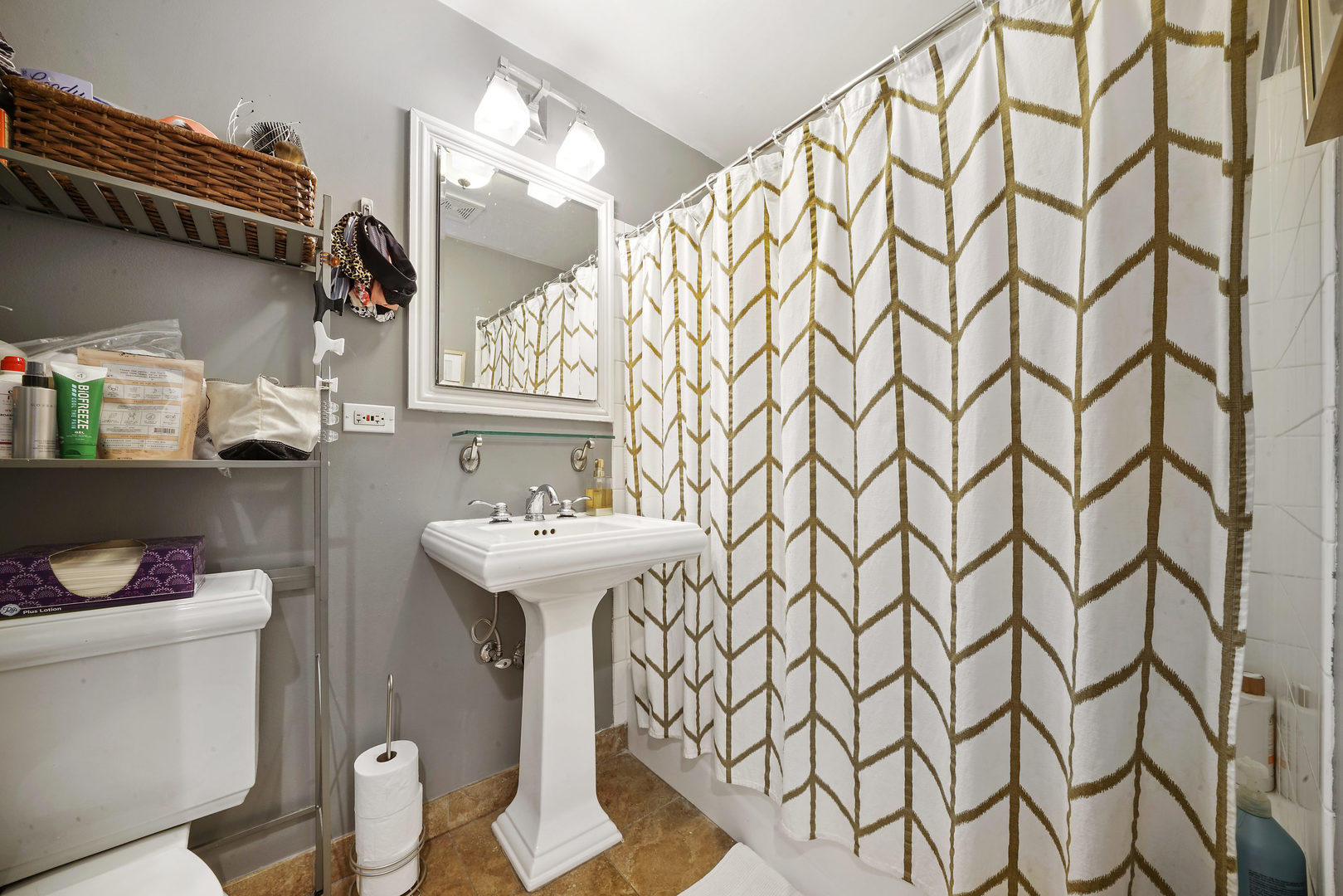 1344 West Irving Park Road, Unit 2S Chicago, IL 60613 - Photo 13 of 27