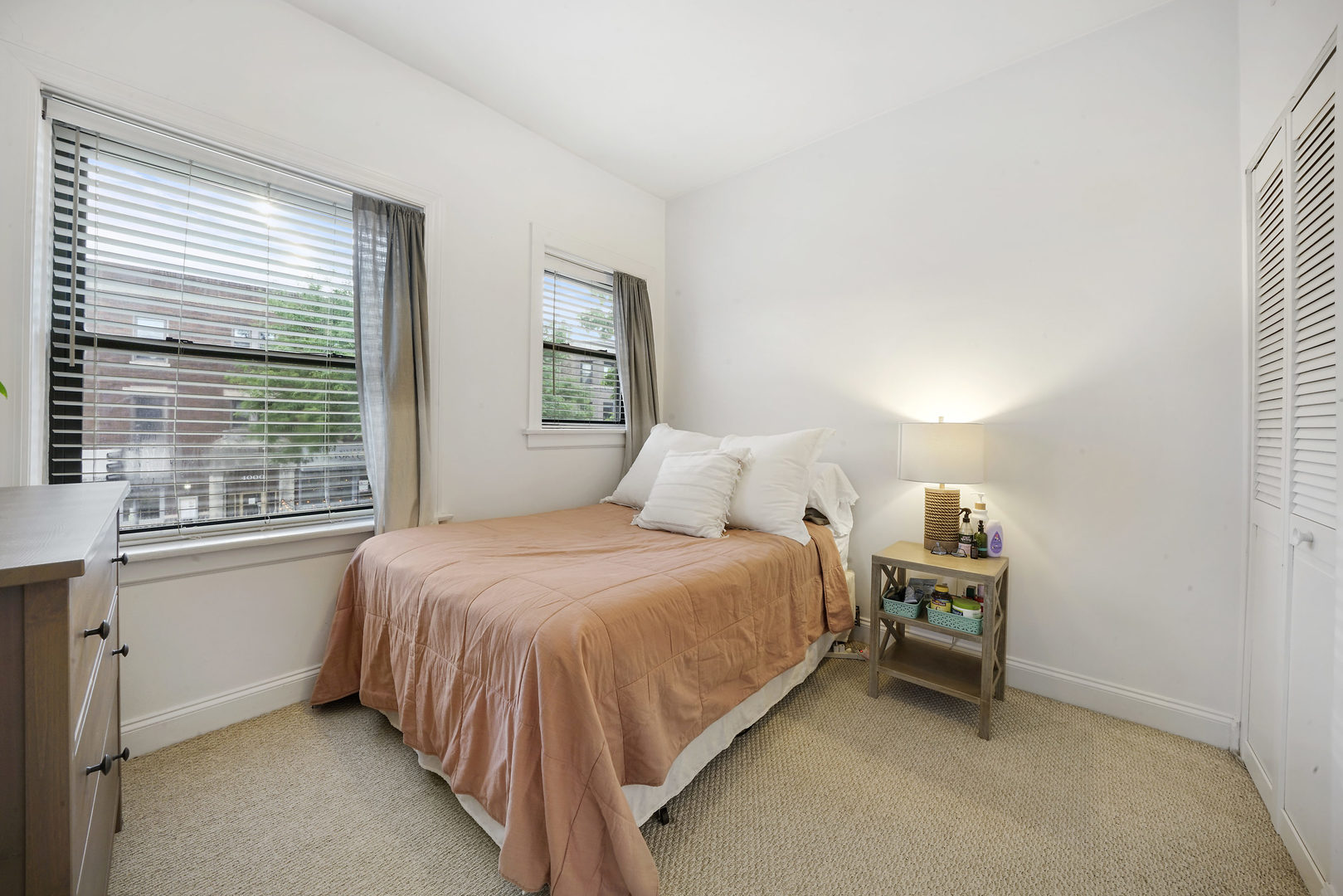 1344 West Irving Park Road, Unit 2S Chicago, IL 60613 - Photo 14 of 27
