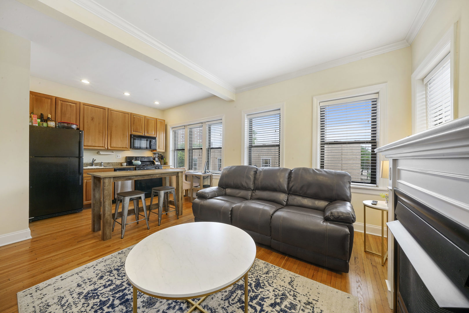1344 West Irving Park Road, Unit 2S Chicago, IL 60613 - Photo 7 of 27