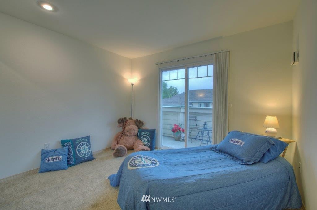 821 Sunset Boulevard Northeast, Unit B2 Renton, WA 98056 - Photo 14 of 18 Gallery Image 14