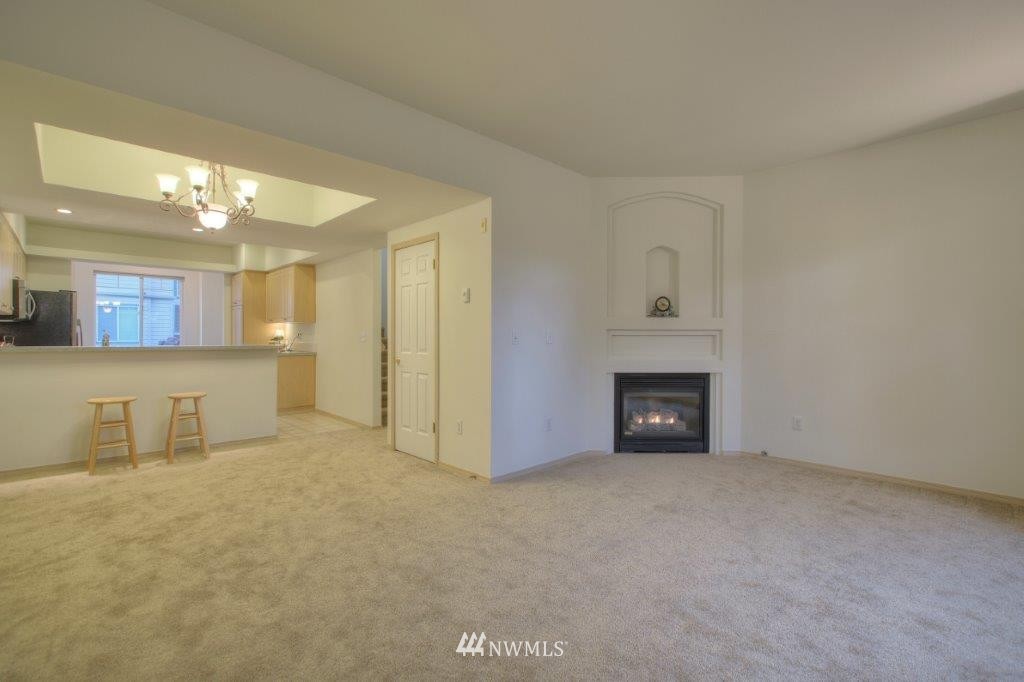 821 Sunset Boulevard Northeast, Unit B2 Renton, WA 98056 - Photo 8 of 18 Gallery Image 8