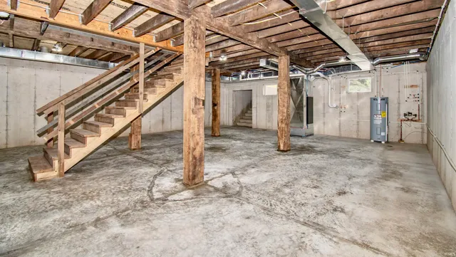 $489,000 | 115 East Wolcott Street, Wolcottville, IN 46795