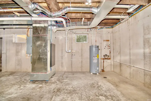 $489,000 | 115 East Wolcott Street, Wolcottville, IN 46795