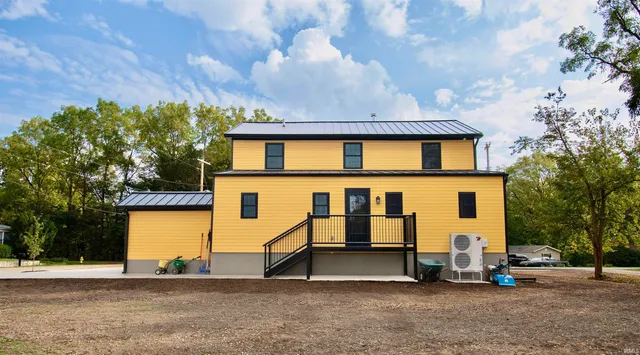 $489,000 | 115 East Wolcott Street, Wolcottville, IN 46795