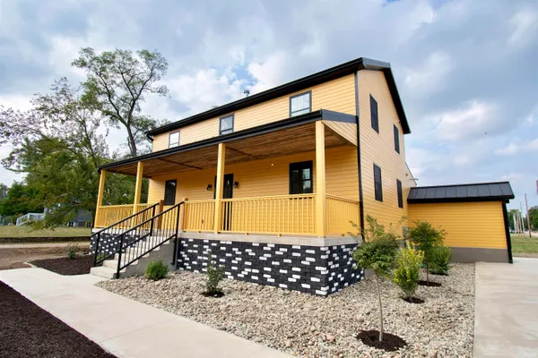 $469,000 | 115 East Wolcott Street, Wolcottville, IN 46795
