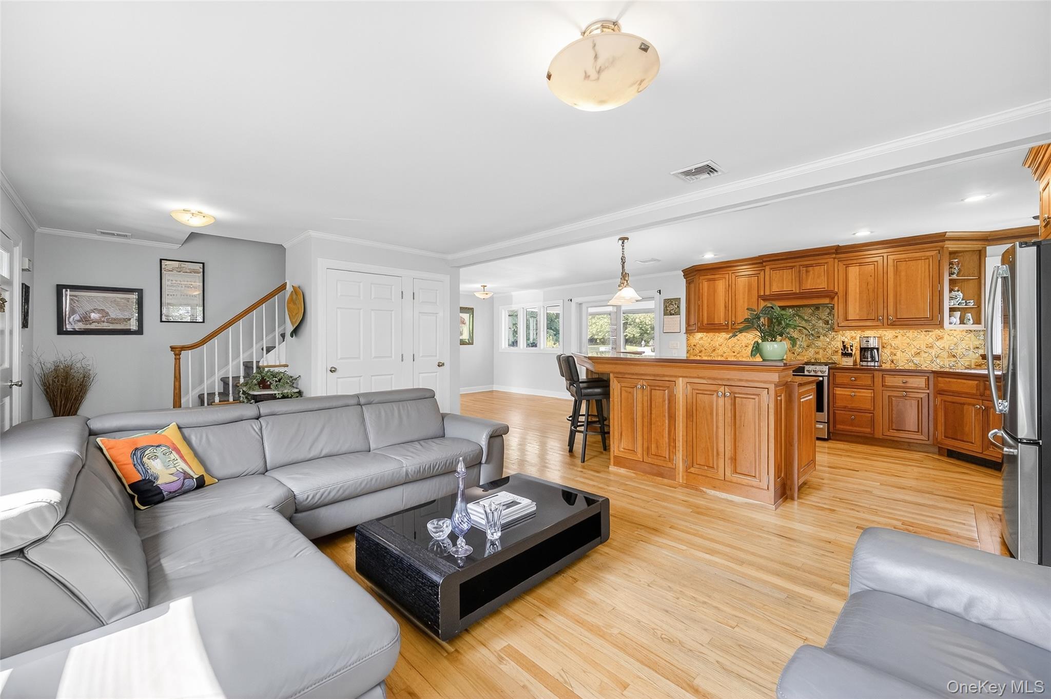 6 Berea Road Walden, NY 12586 - Photo 6 of 29 Living area