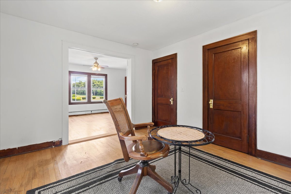 143 Bridge Street East Windsor, CT 06088 - Photo 11 of 37