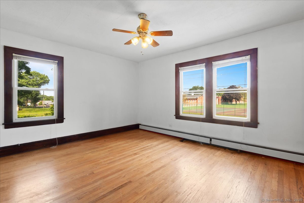 143 Bridge Street East Windsor, CT 06088 - Photo 7 of 37