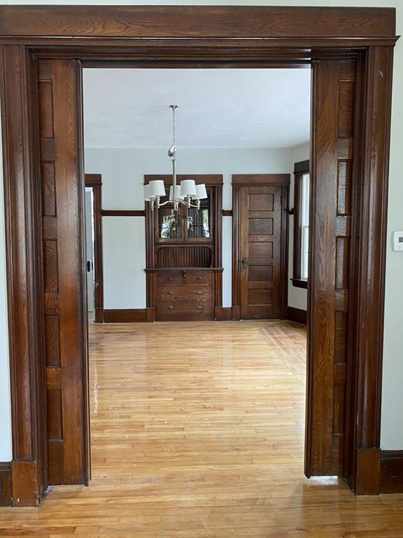 999 Sumner Avenue Springfield, MA 01118 - Photo 8 of 18 a view of a interior of the house