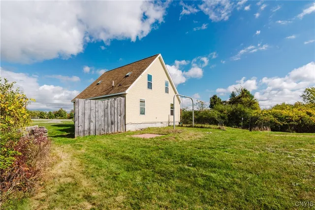 $195,000 | 27045 Highway 12, Brownville, NY 13601