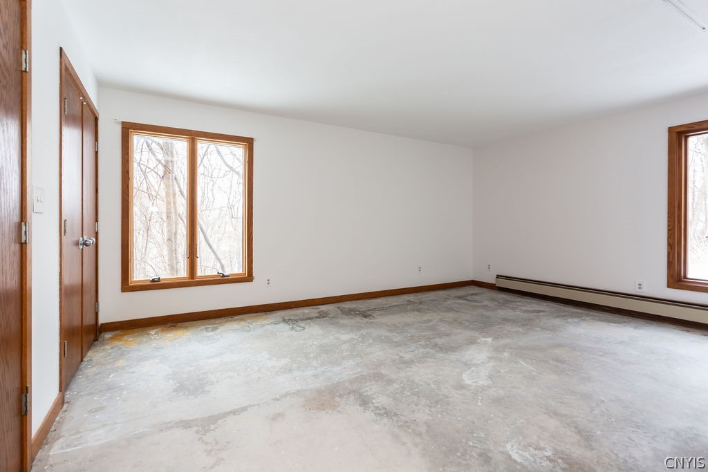 17 Quaker Hill Road DeWitt, NY 13224 - Photo 38 of 50 Bedroom #2 on lower level. Two sets of windows and