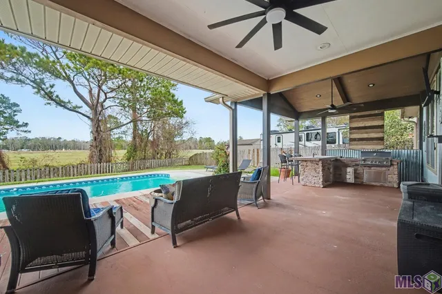 $435,000 | 26177 Whispering Pines Avenue, Denham Springs, LA 70726