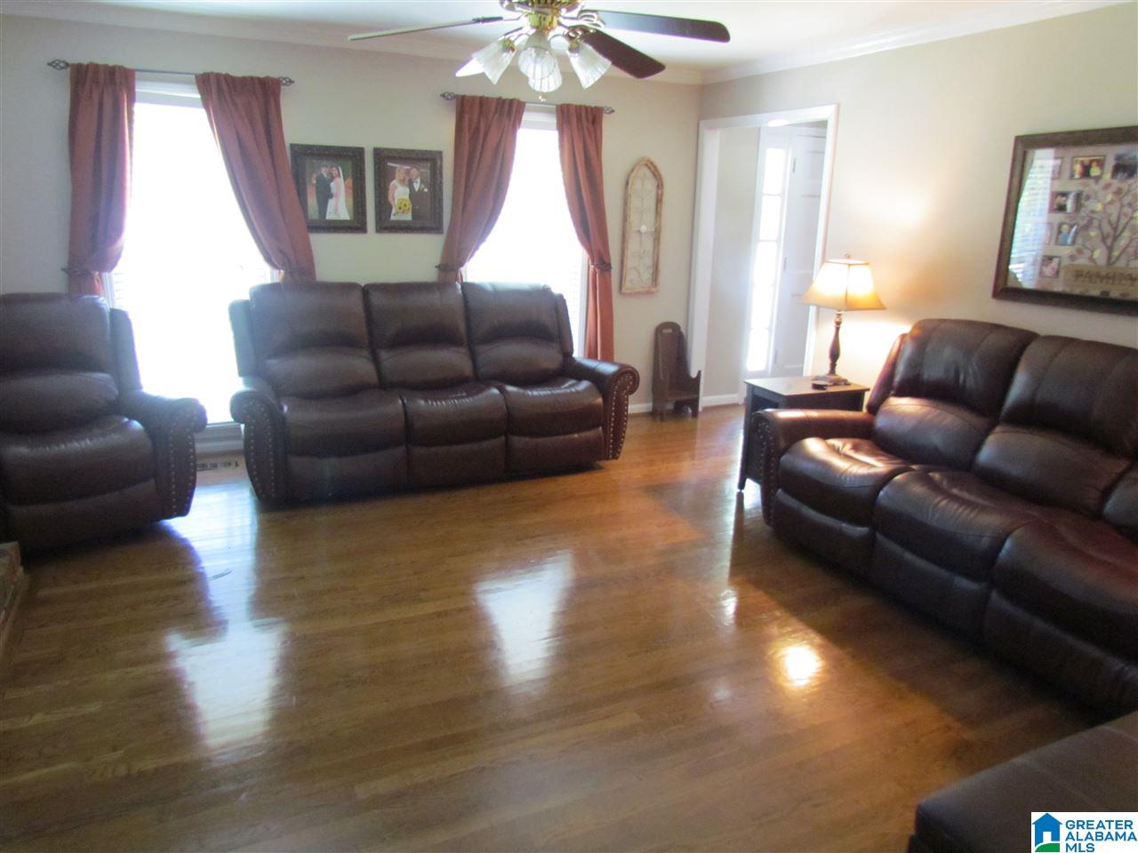 495 Raspberry Road Birmingham, AL 35244 - Photo 6 of 36