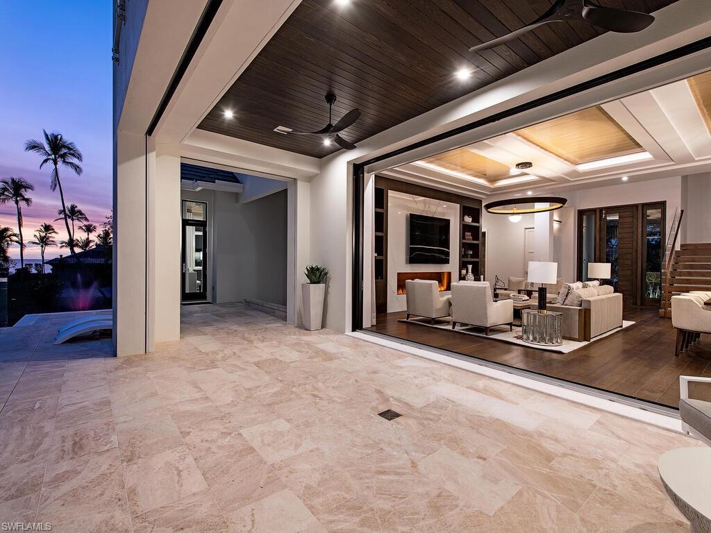 2060 Gordon Drive Naples, FL 34102 - Photo 20 of 49