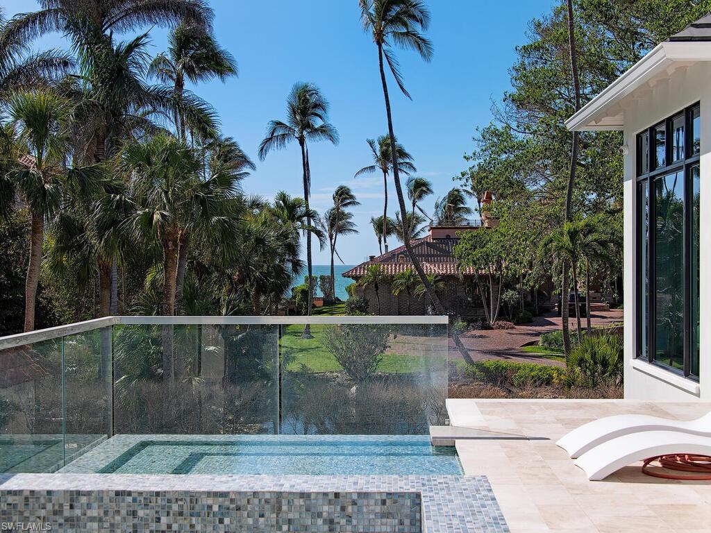 2060 Gordon Drive Naples, FL 34102 - Photo 21 of 49