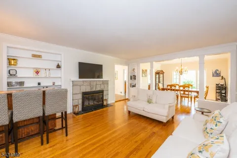 $945,000 | 43 Brush Hill Road, Kinnelon, NJ 07405