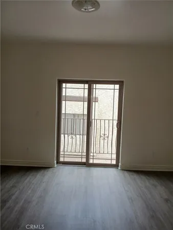 $3,200 | 10220 Samoa Avenue, Unit 107, Tujunga, CA 91042