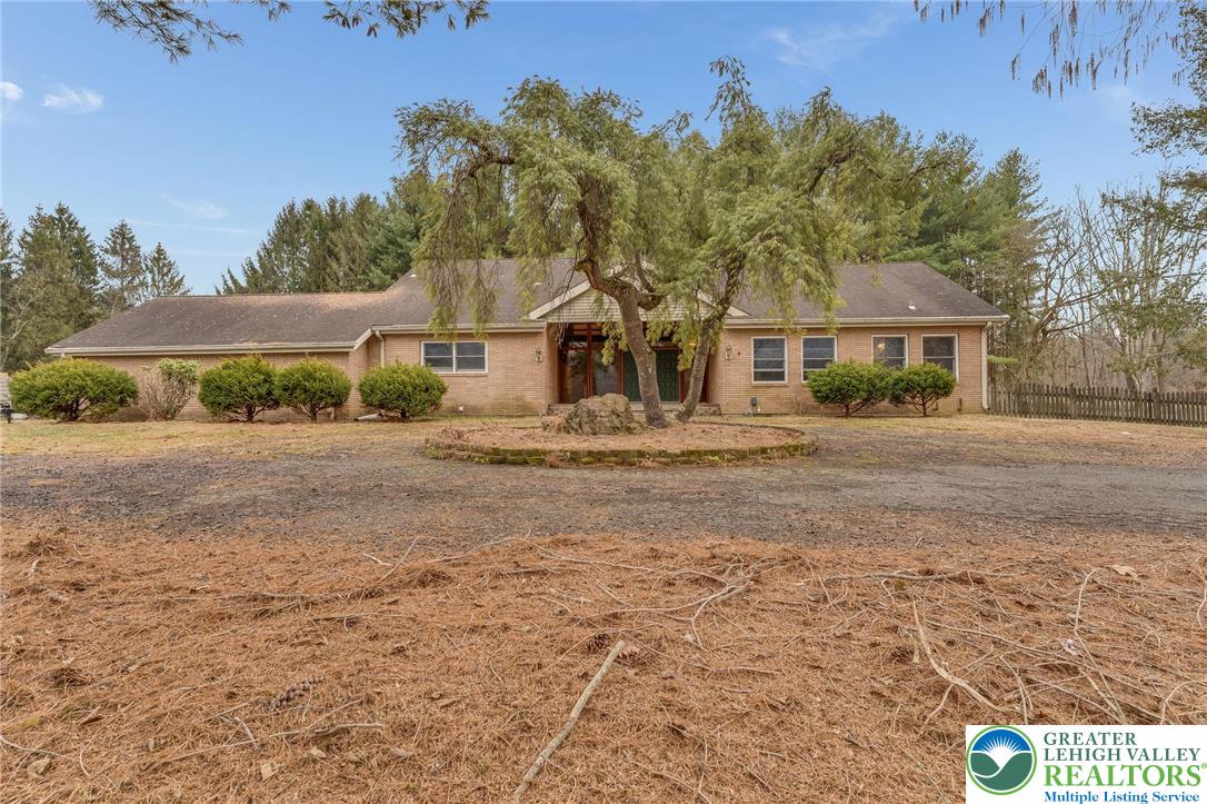 3884 Route 212 Springfield Twp Pa Riegelsville, PA 18077 - Photo 2 of 33