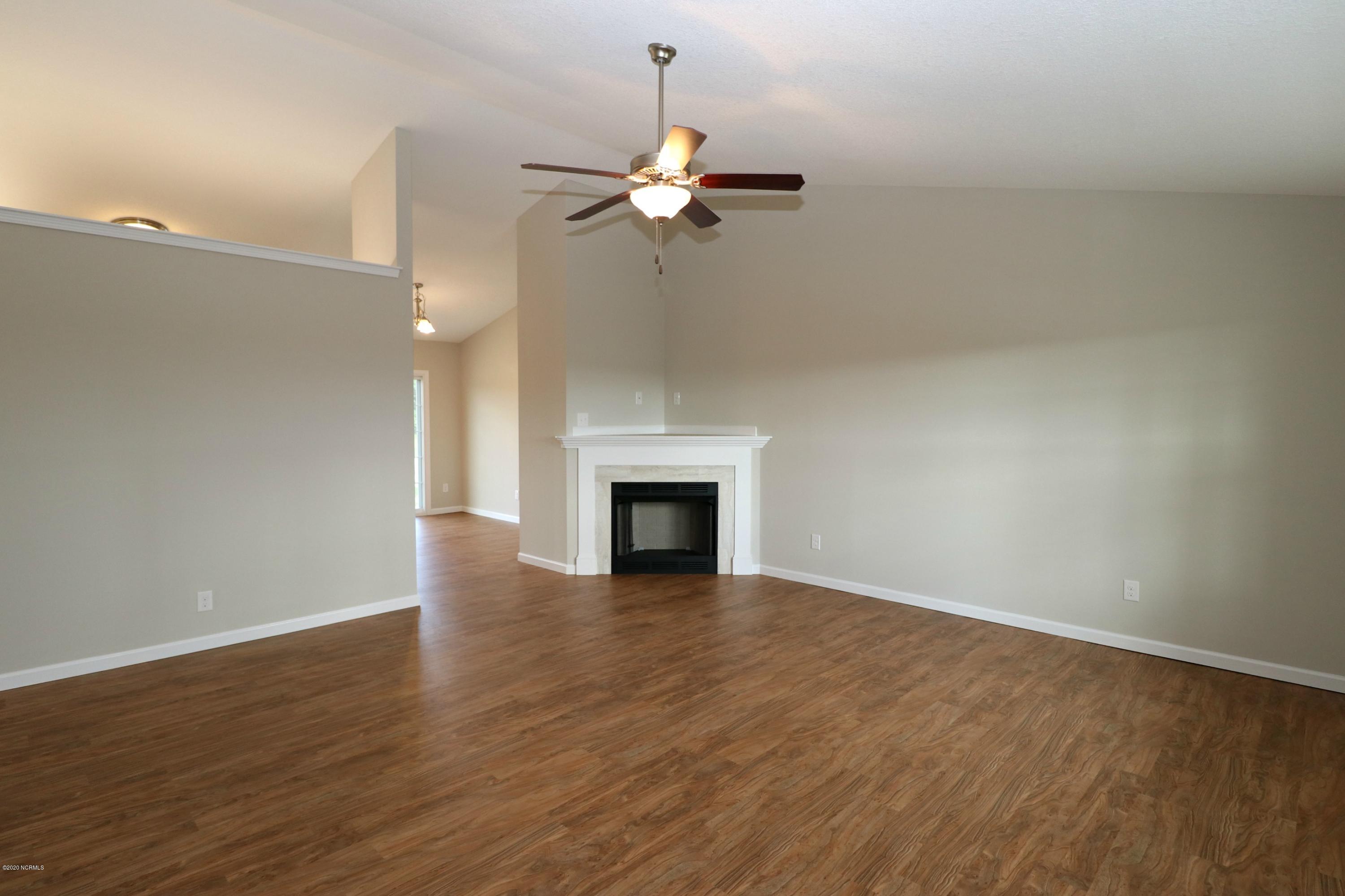 110 Buckskin Road Pollocksville, NC 28573 - Photo 10 of 13 Similar photo