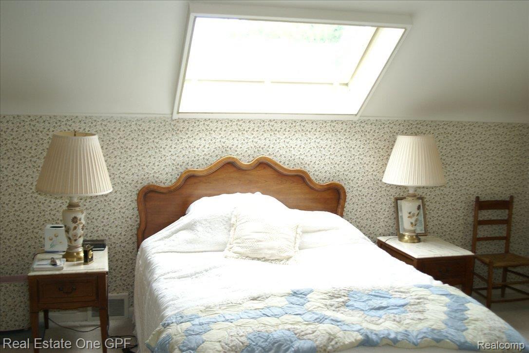 303 Stephens Road Grosse Pointe, MI 48236 - Photo 9 of 12 2nd Floor Bedroom