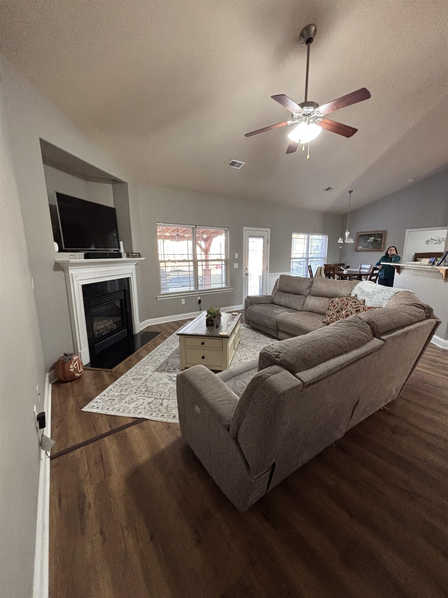 847 Bayshore Lane Moore, SC 29369 - Photo 3 of 18