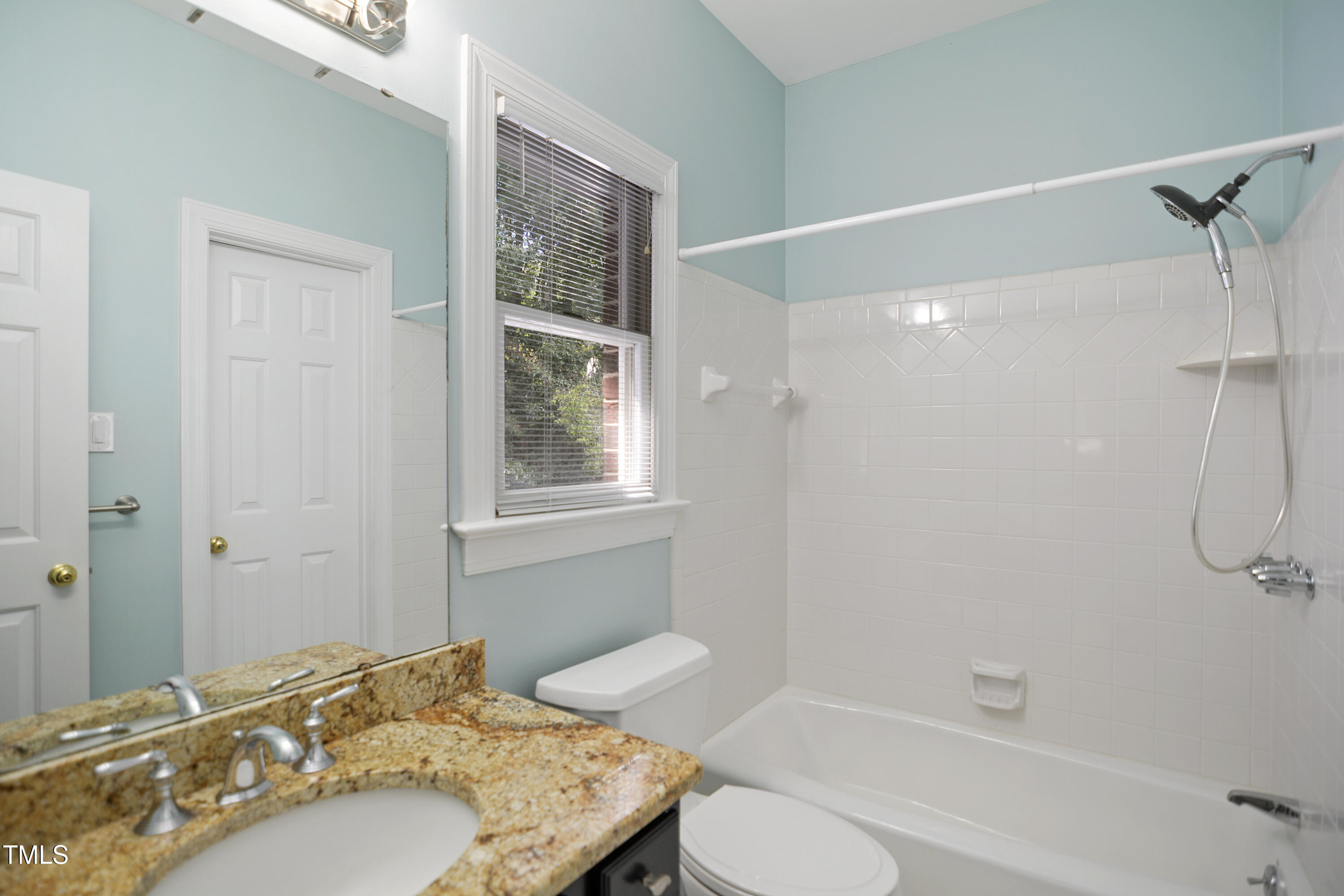 1405 Shadowview Court Raleigh, NC 27614 - Photo 16 of 37 16