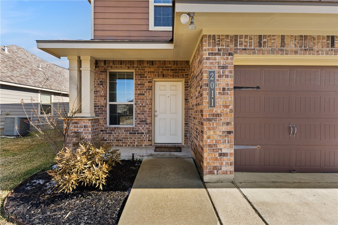2011 Stubbs Drive Bryan, TX 77807 - Photo 2 of 30