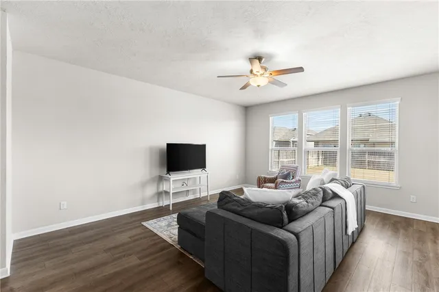 $299,000 | 2011 Stubbs Drive, Bryan, TX 77807