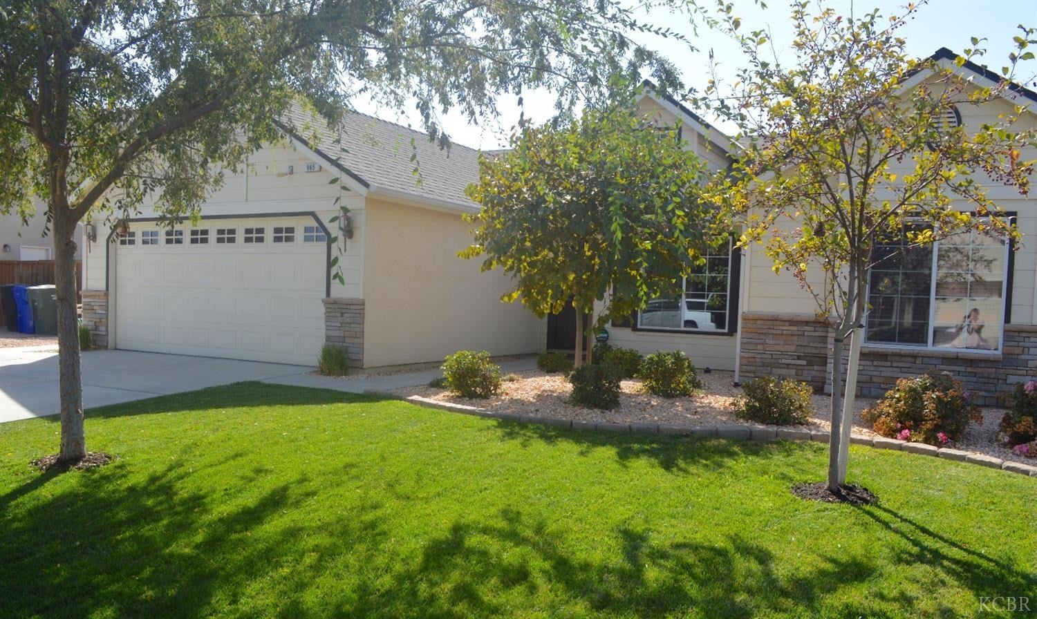 965 Privilege Way Lemoore, CA 93245 - Photo 2 of 10 Gallery Image 2