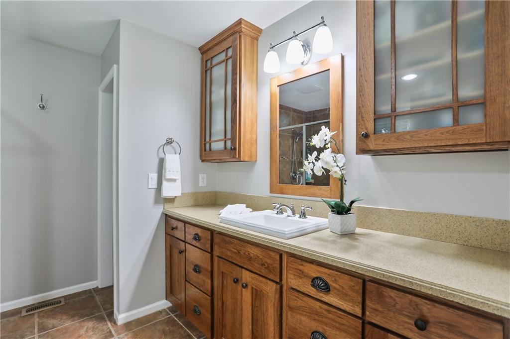 10956 Cumberland Road Fishers, IN 46037 - Photo 8 of 58 Gallery Image 8